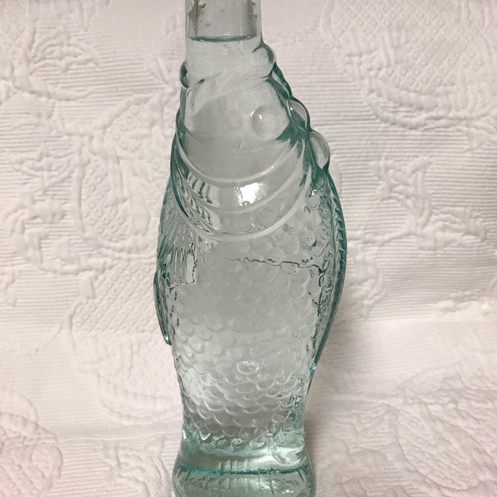 Vintage Figural Fish Glass Bottle Collectibles blue green